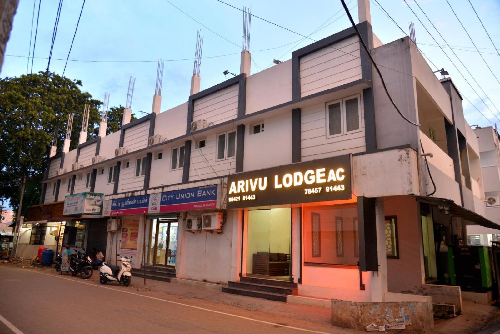 Arivu Lodge Ac Anaimalai Esterno foto